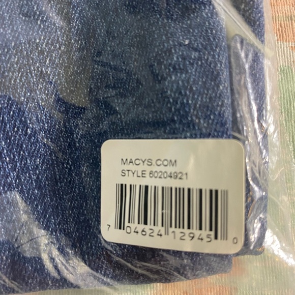 NEW WITH TAGS High Rise Tummy Control Jeans, 18 - Picture 8 of 8